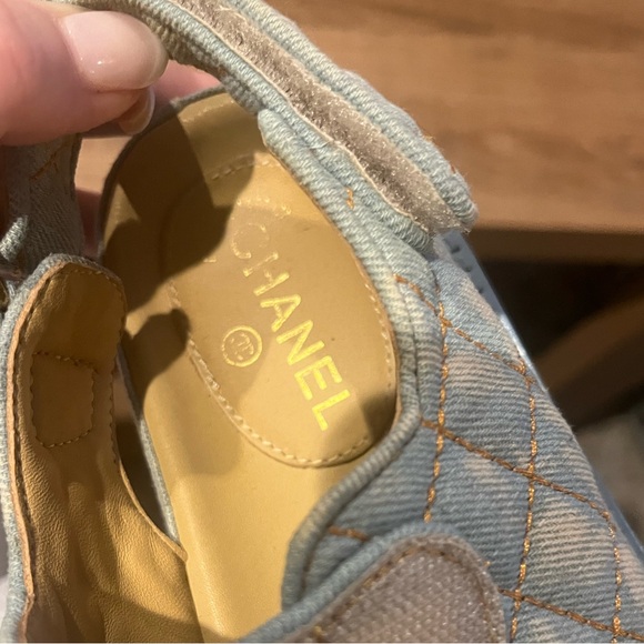 Chanel 2020 Gate No. 5 Blue Tie Dye 'Dad' Slides- Size 38C Excellent Condition - Picture 5 of 9